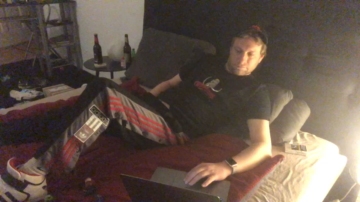 SneakerBitch21  16-10-2021 Recorded Video Topless